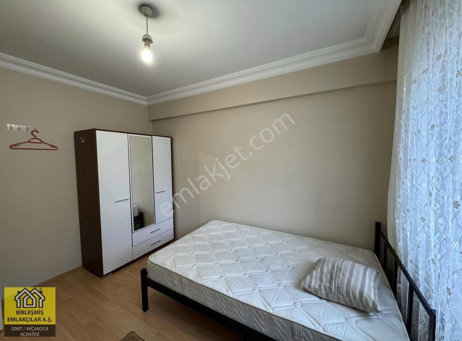 İzmit Orhan Kiralık Daire Bağçeşme Fnd Smartside 2.etap Sitesinde 1+1 50 M2 Eşyalı Daire