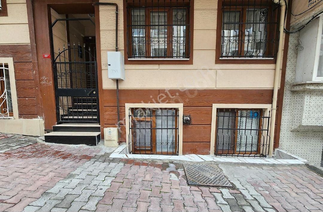 Gaziosmanpaşa Şemsipaşa Kiralık Daire Bahçe Katı 2+1 Daire (sahibinden)