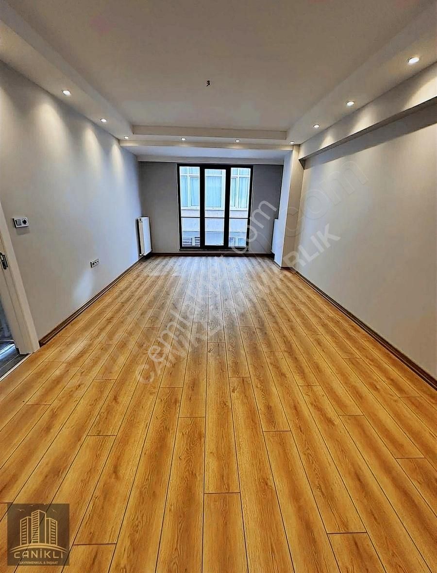 Gaziosmanpaşa Pazariçi Satılık Daire Pazariçi Mah. 90m² 1.kat 2+1 Otoparklı Satılık Daire