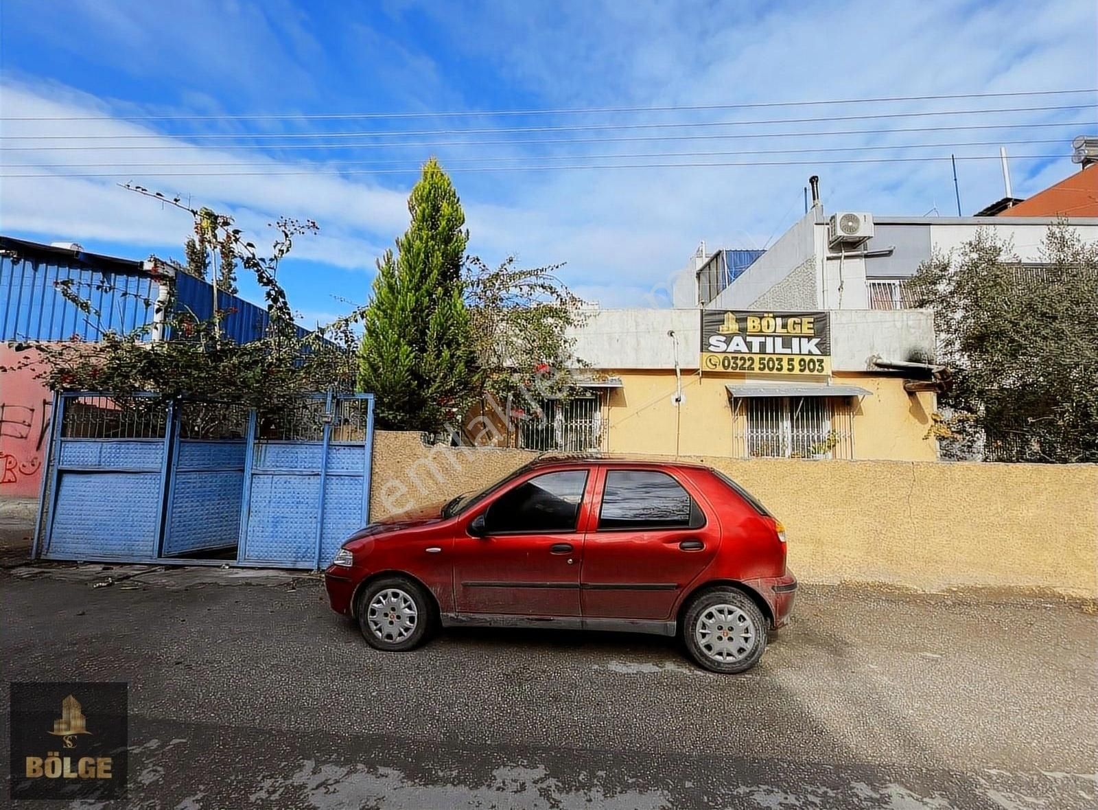 Seyhan Küçükdikili Satılık Müstakil Ev Bölge'den Küçükdikili Caddesi Fırat Market Civ. Müstakil Bahçeli