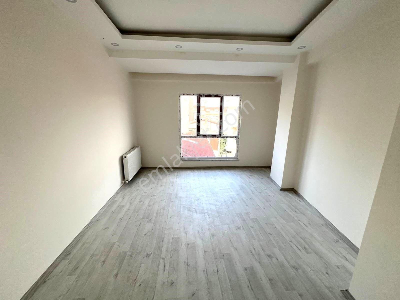 Küçükçekmece Kartaltepe Satılık Daire Nest'ten Sefaköy Merkez'de 4+2 180m2 Metrobüse 3dk Sıfır Dubleks