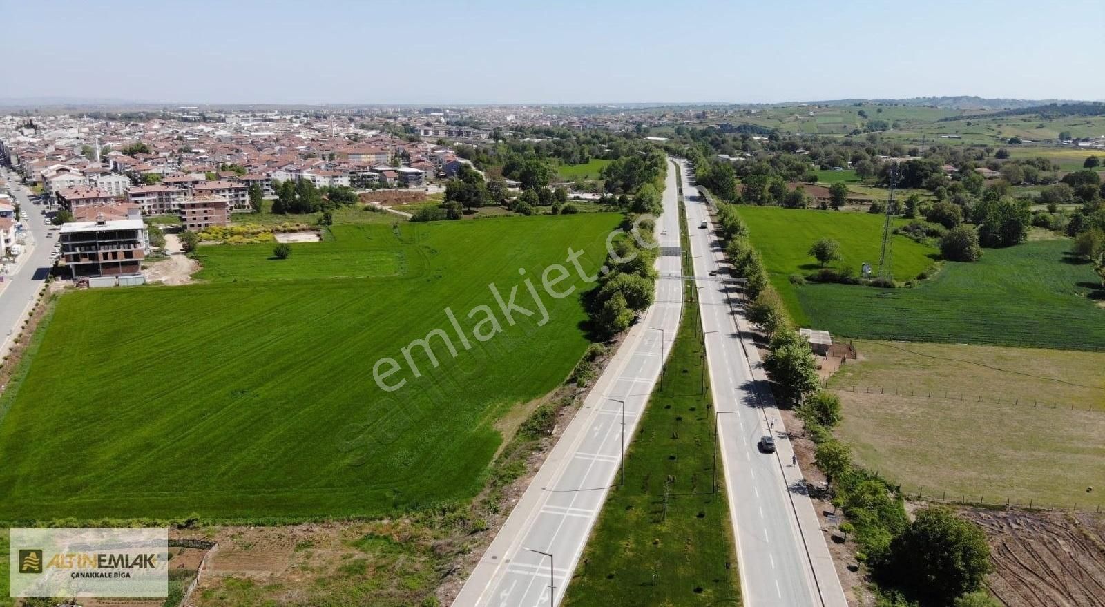 Biga Sarıkaya Köyü Satılık Tarla Altın Emlak Biga Temsilciliği