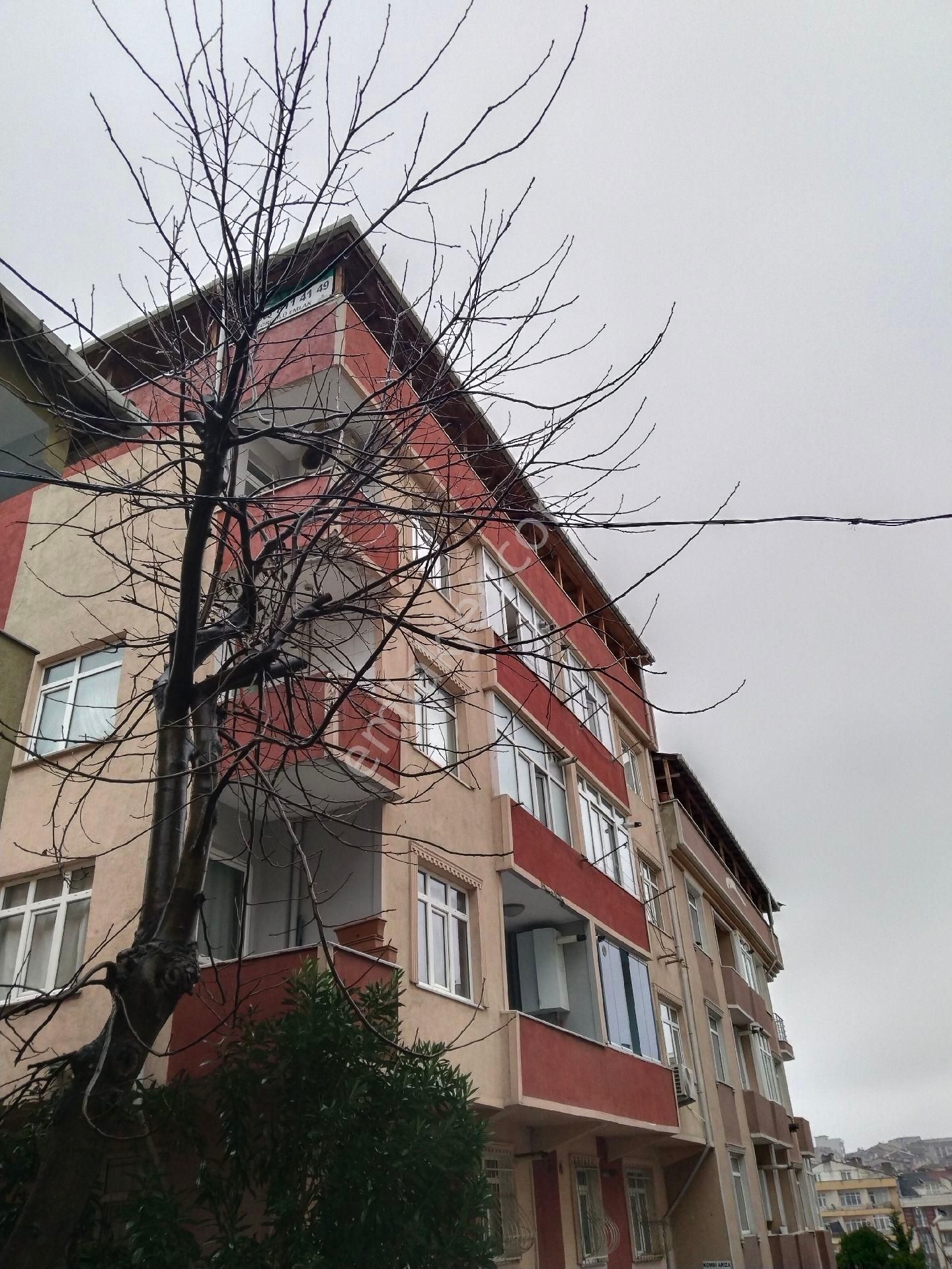 İstanbul Sultangazi Gazi Mahallesi Satılık Çekme Kat Acil - Görsel 2