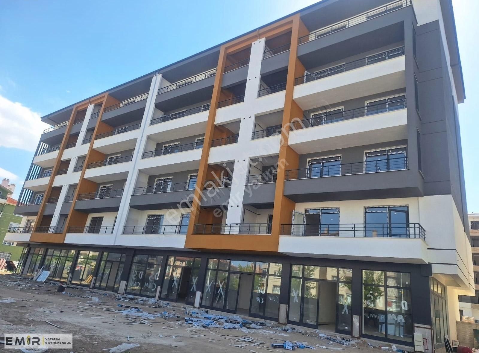 Karatay Akabe Satılık Daire Adliyeye Ve Şehir Hastanesi Yakını 2+1 Site İçi Daire