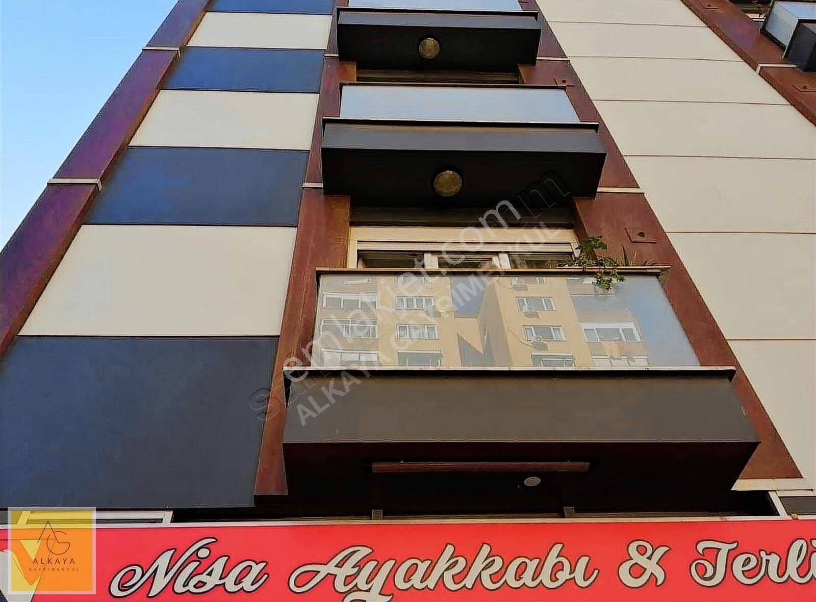 Ataşehir İçerenköy Satılık Dükkan & Mağaza Bostancı İçerenköy'de Satılık Dükkan Yüksek Kira Getirili Geniş