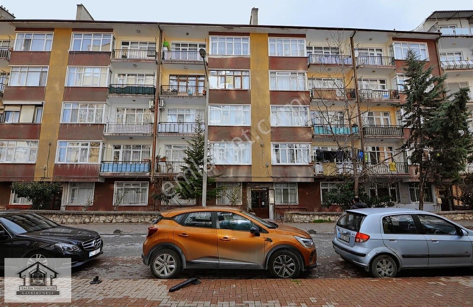 Selçuklu İhsaniye Kiralık Daire Talha Tozduman'dan Zafer Vatan Cd. Yanı Geniş Bakımlı 2+1kiralık