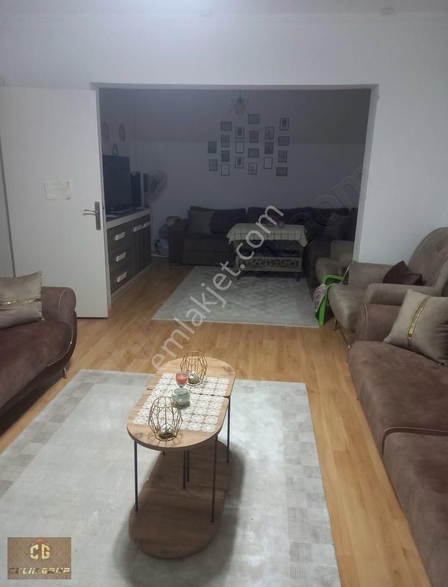 Tepebaşı Şirintepe Satılık Daire Şirintepede Güzel Lokasyonda 104 M2 , 2+1 Satılıktır Daire