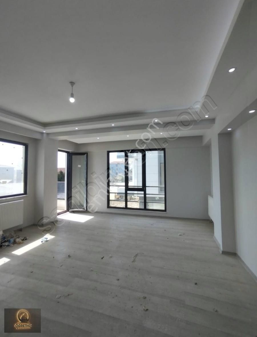 Öğretmen Gayrimen'den Akıllı Kavşakta Satılık 3+1 Daire - Görsel 12