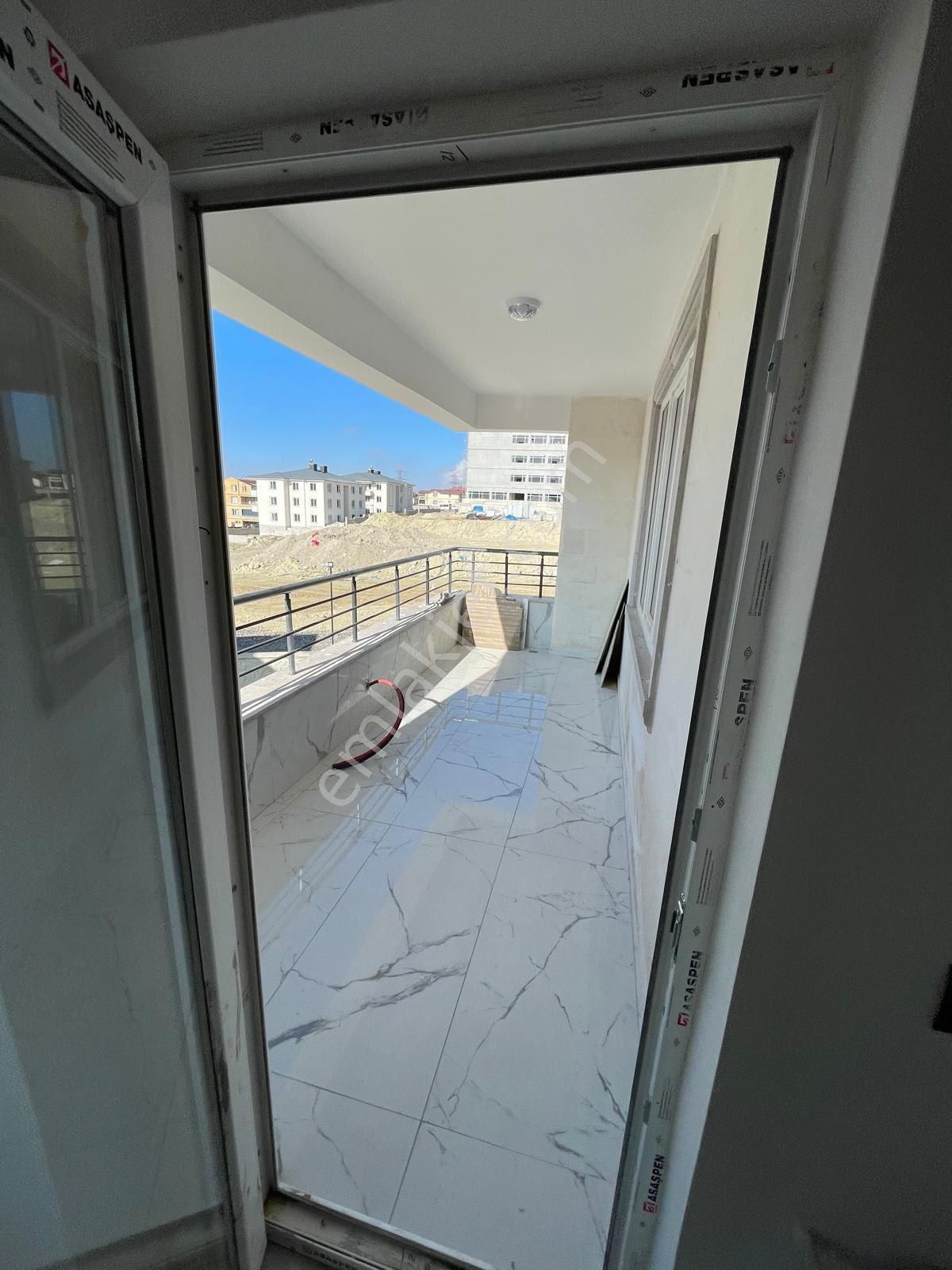 Ürgüp Evka Satılık Daire Nevşehir Ürgüp Evka Mah. Sıfır 3+1 130 M2 , 1+1 Eklenti + Garajlı Daire