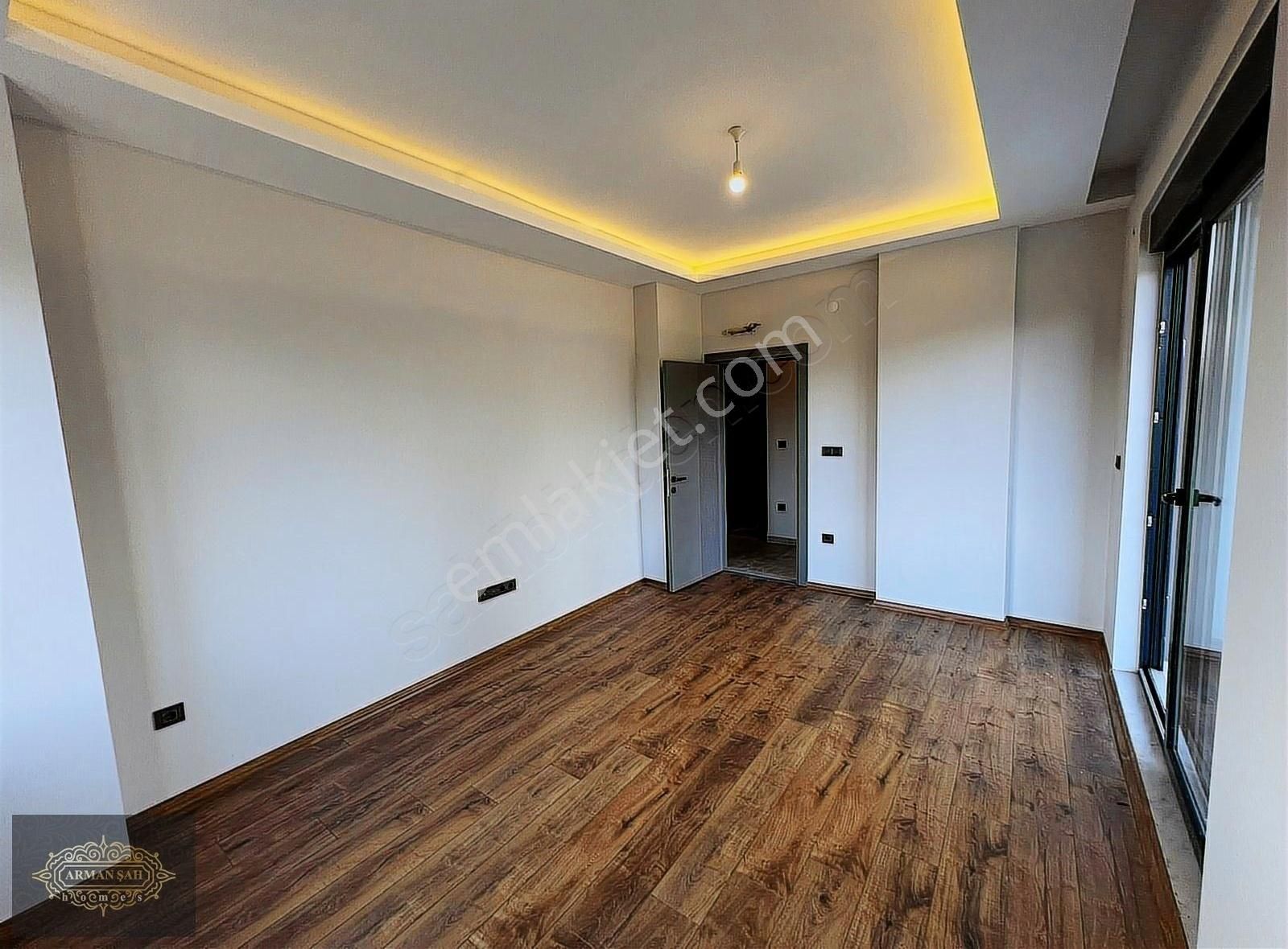 Alanya Oba Mah.çarşamba Mevkii Full Aktiviteli Satılık 2+1 Daire