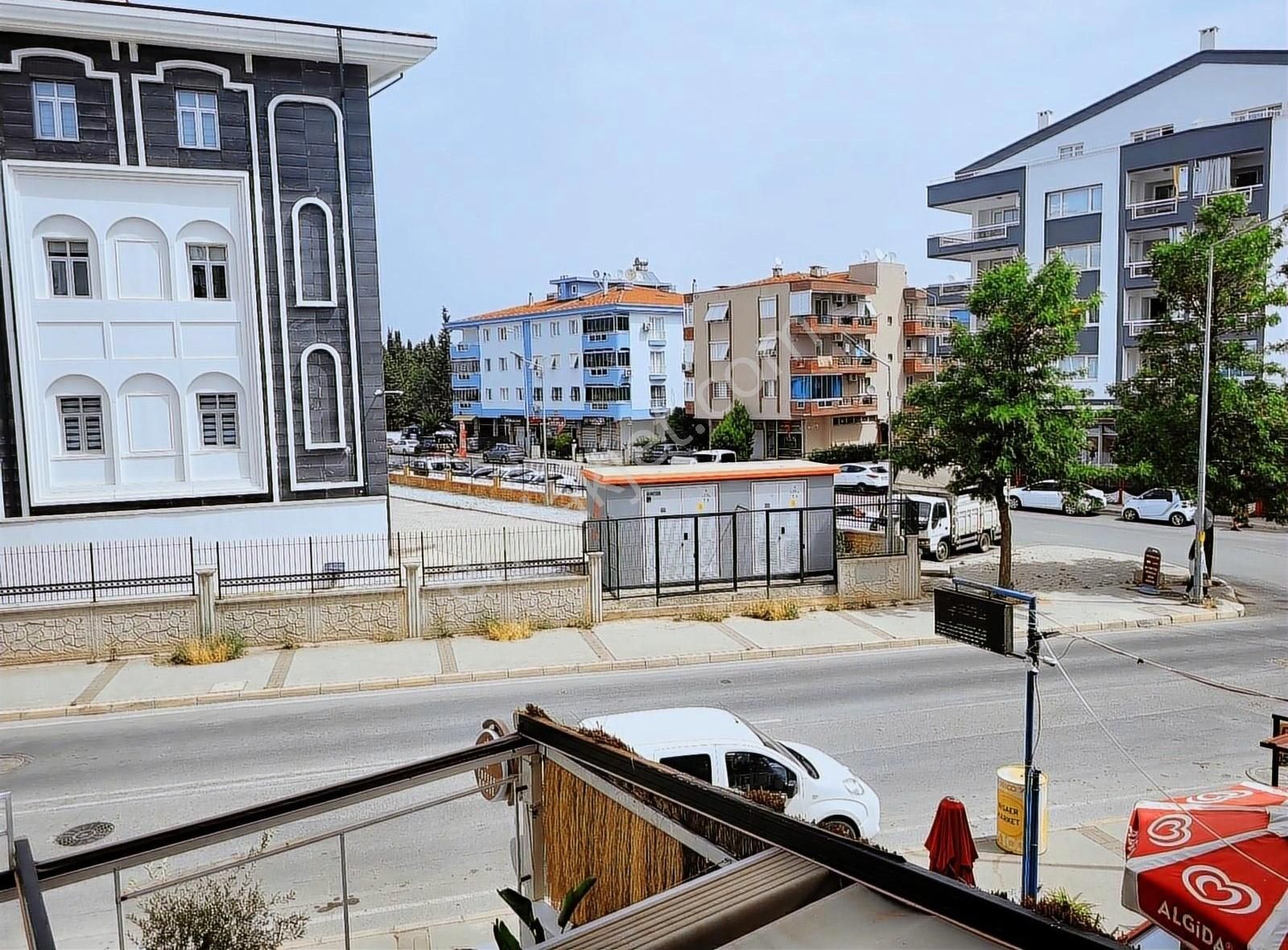 Gaziemir Atıfbey Satılık Daire Gaziemir Atıfbey Mahallesinde 125 M2 3+1 Doğalgazlı Daire