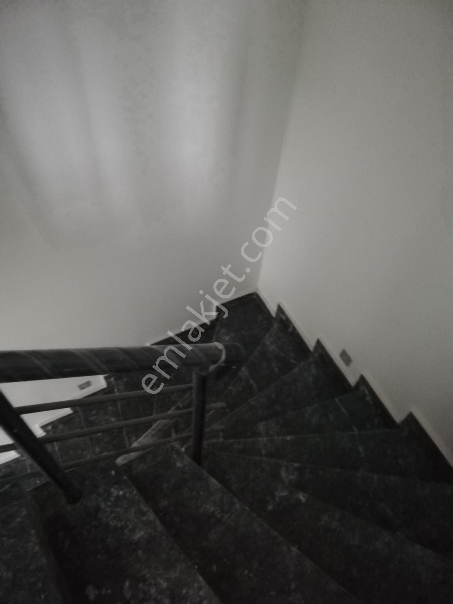 Menderes Te Site İçerisinde Lüx Satılık Sıfır Villa - Görsel 23