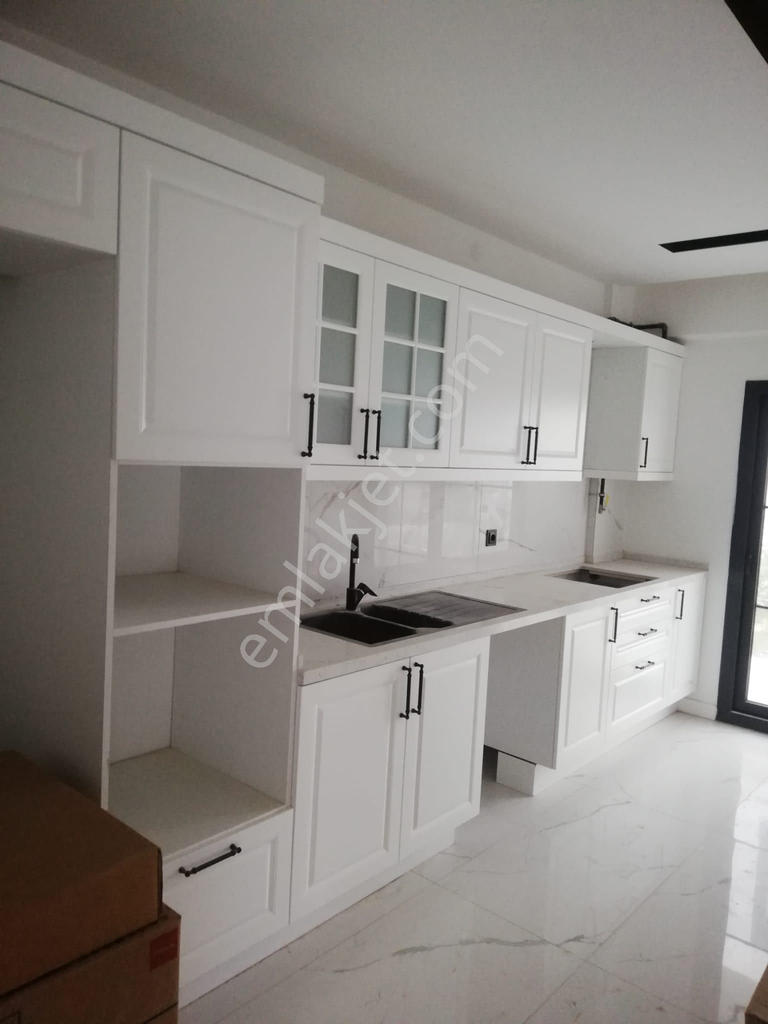 Menderes Te Site İçerisinde Lüx Satılık Sıfır Villa - Görsel 3