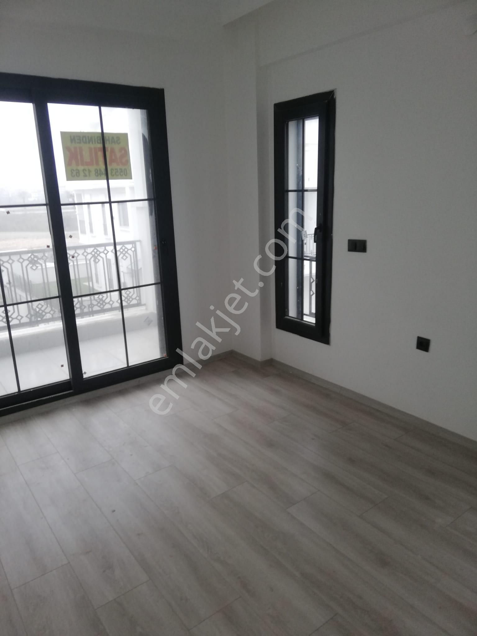 Menderes Te Site İçerisinde Lüx Satılık Sıfır Villa - Görsel 19