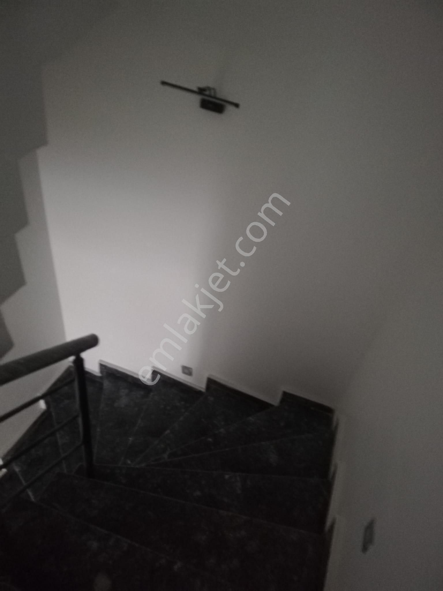 Menderes Te Site İçerisinde Lüx Satılık Sıfır Villa - Görsel 17