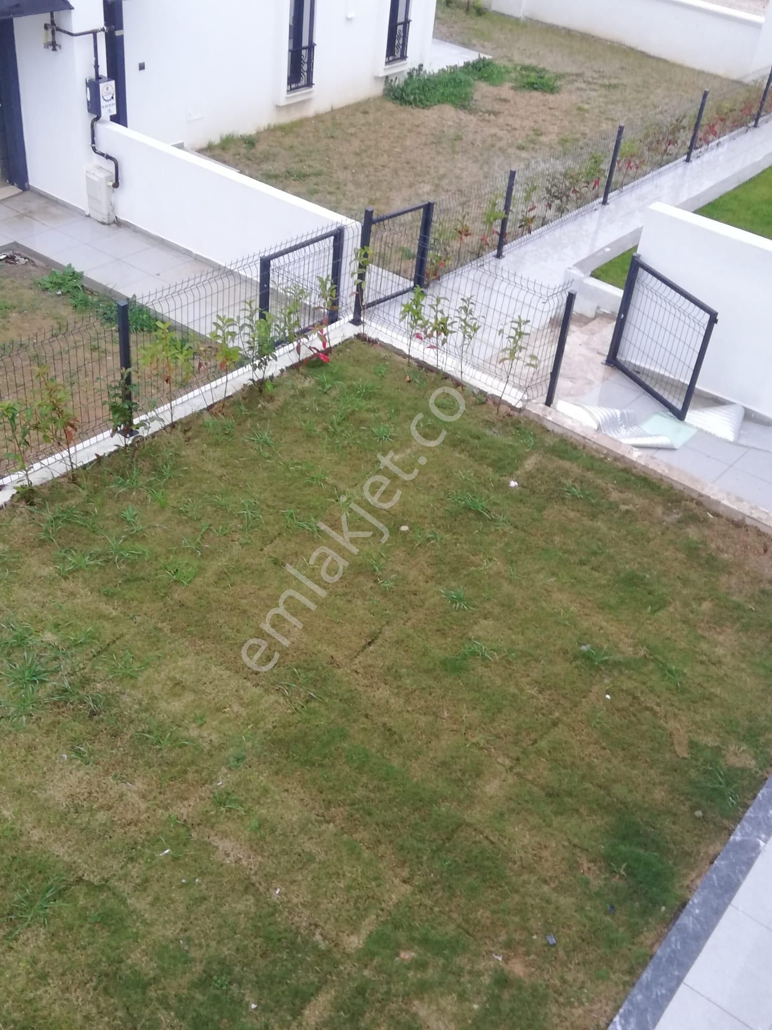 Menderes Te Site İçerisinde Lüx Satılık Sıfır Villa - Görsel 33