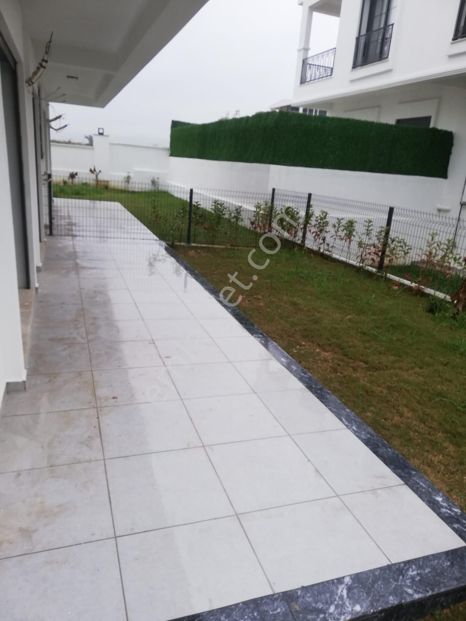 Menderes Te Site İçerisinde Lüx Satılık Sıfır Villa - Görsel 29