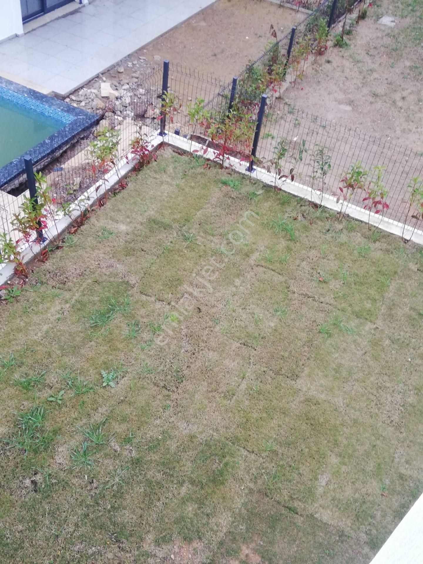 Menderes Te Site İçerisinde Lüx Satılık Sıfır Villa - Görsel 16