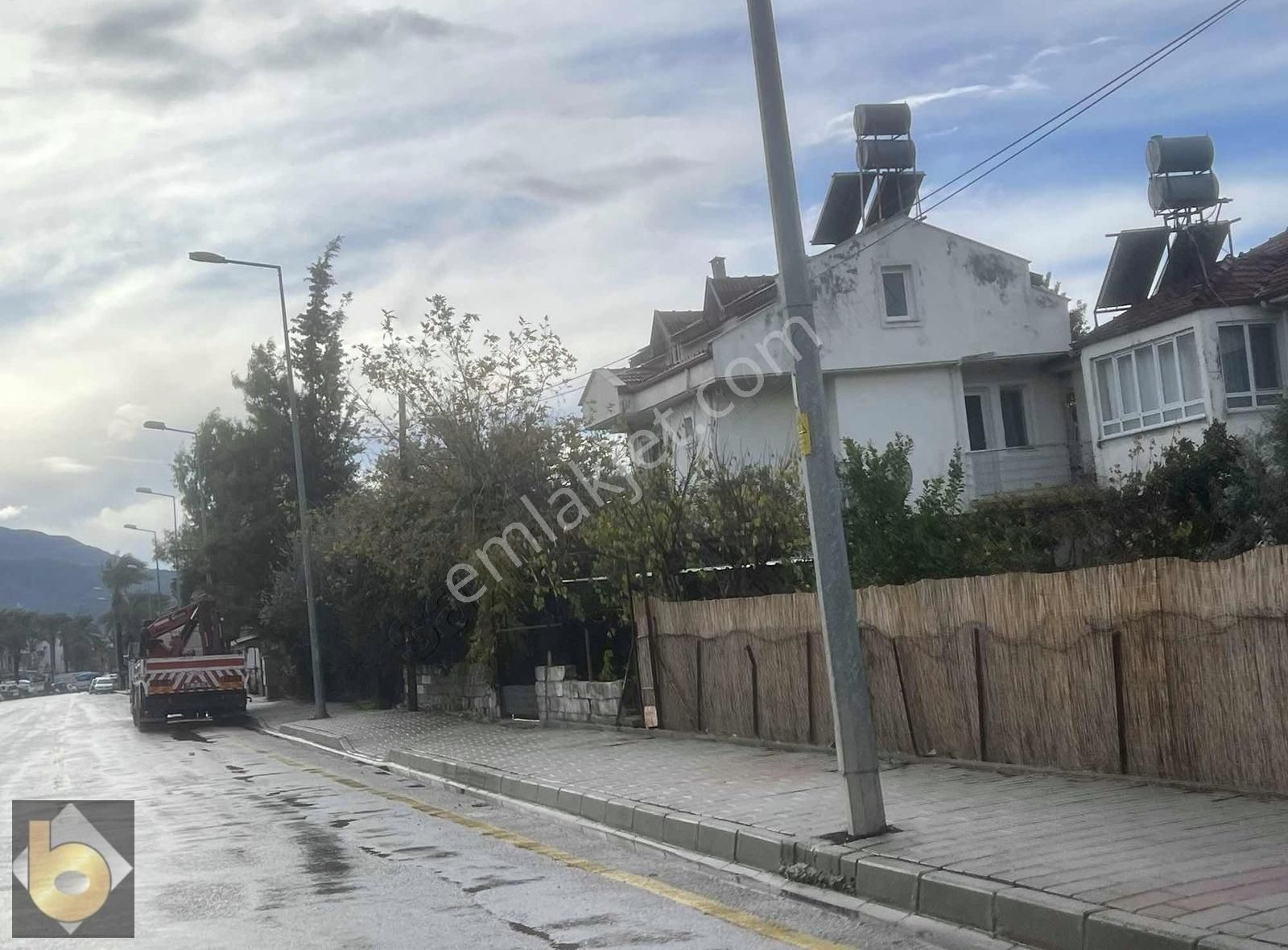 Fethiye Foça Mahallesinde Satılık Ticari Konut İmarlı Arsa - Görsel 2