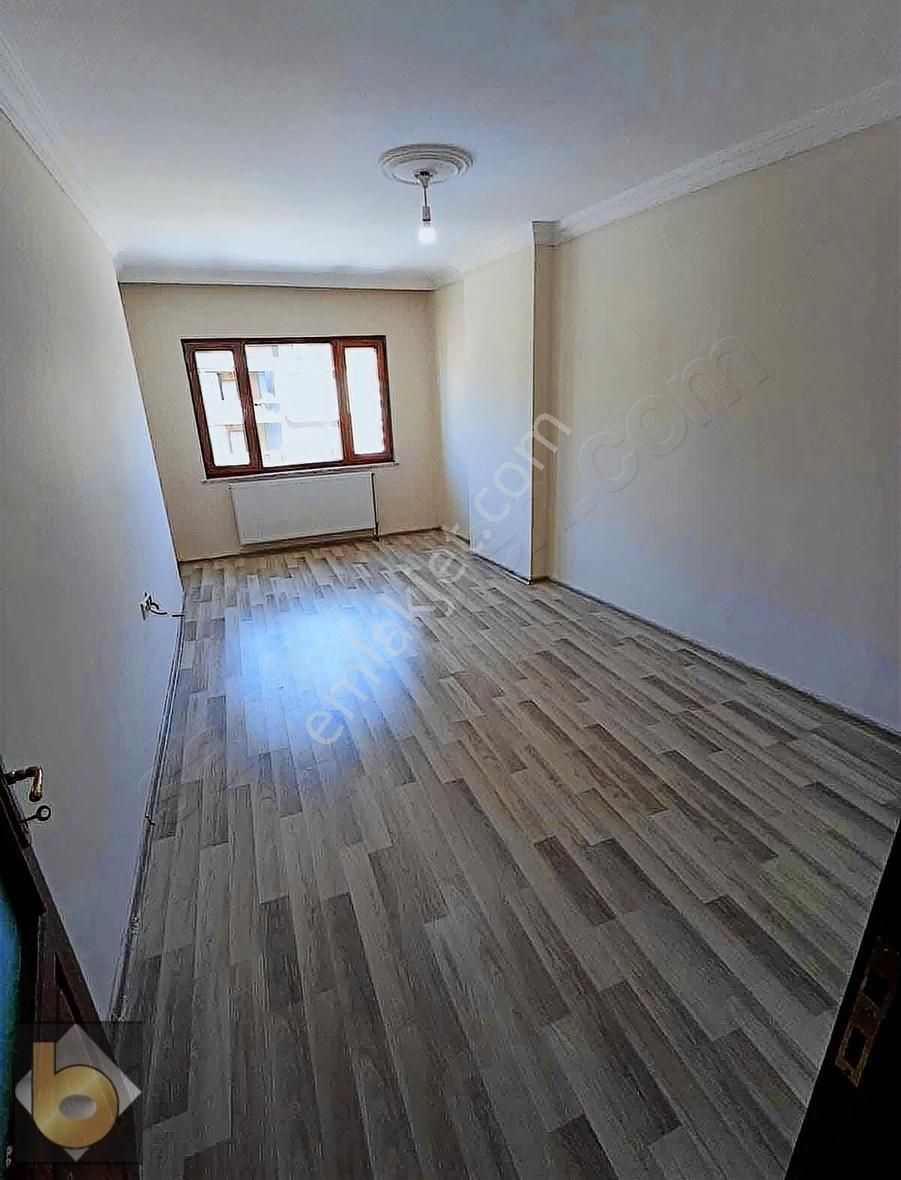 İpekyolu Alipaşa Kiralık Daire Baran Emlak'tan Ali Paşa'da 3+1 Daire Kiralık'tır.