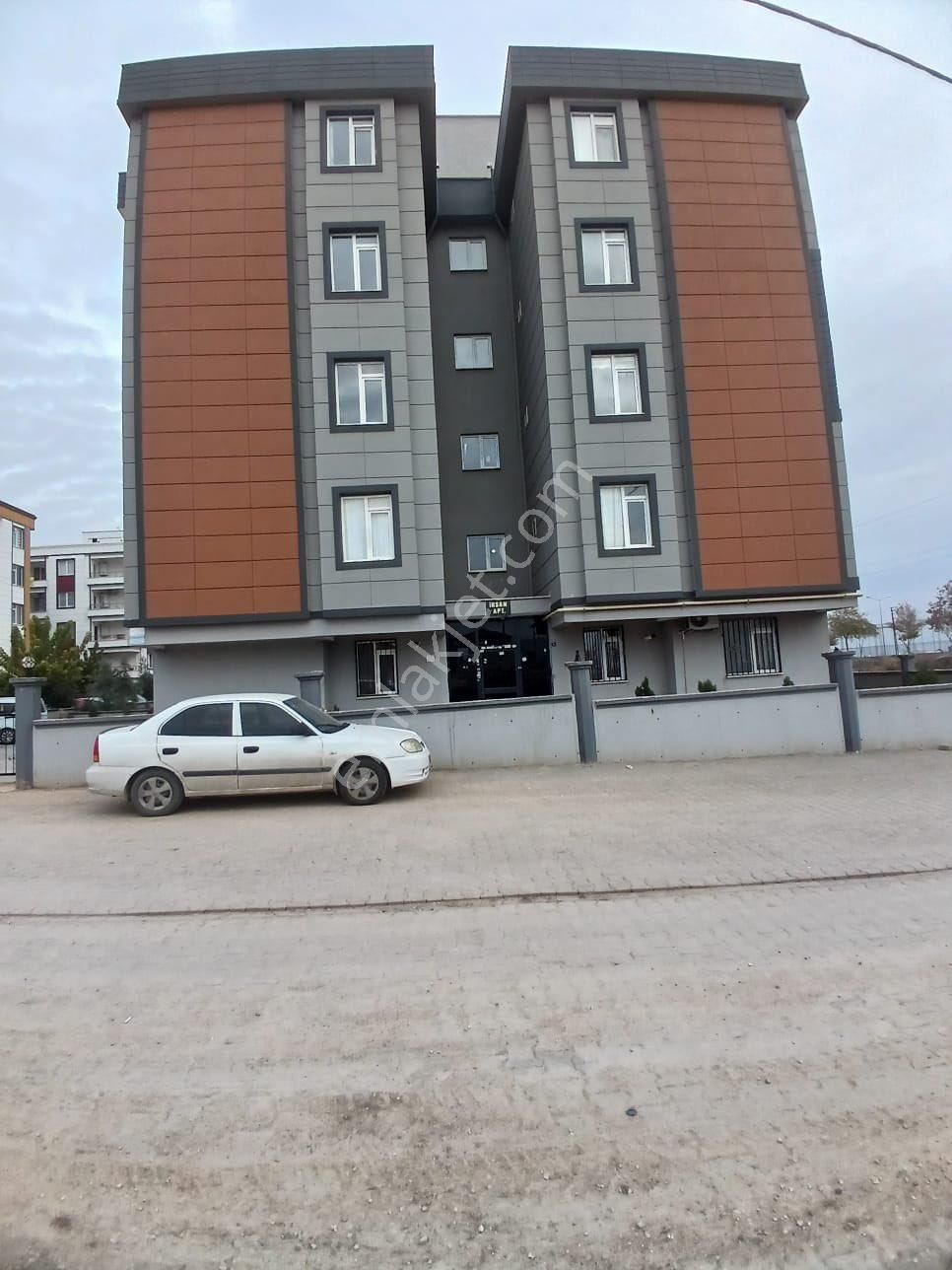 Haliliye Sırrın Kiralık Daire Karşıyaka Da 2+0 Boş Kiralık Daire