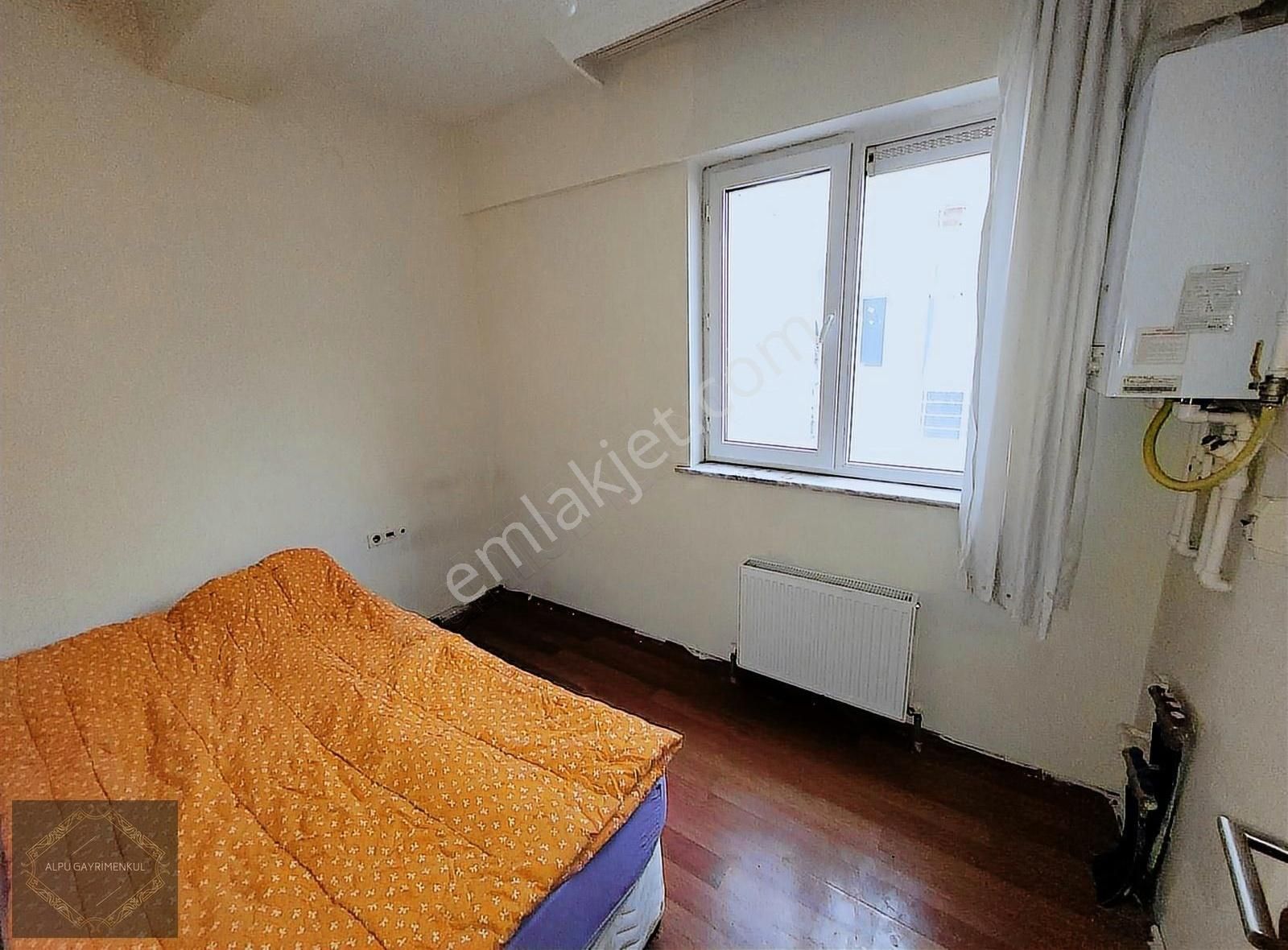 Tepebaşı Şirintepe Kiralık Daire Şirintepe Mahallesinde Cadde Üzerinde Eşyalı 1+1 Daire