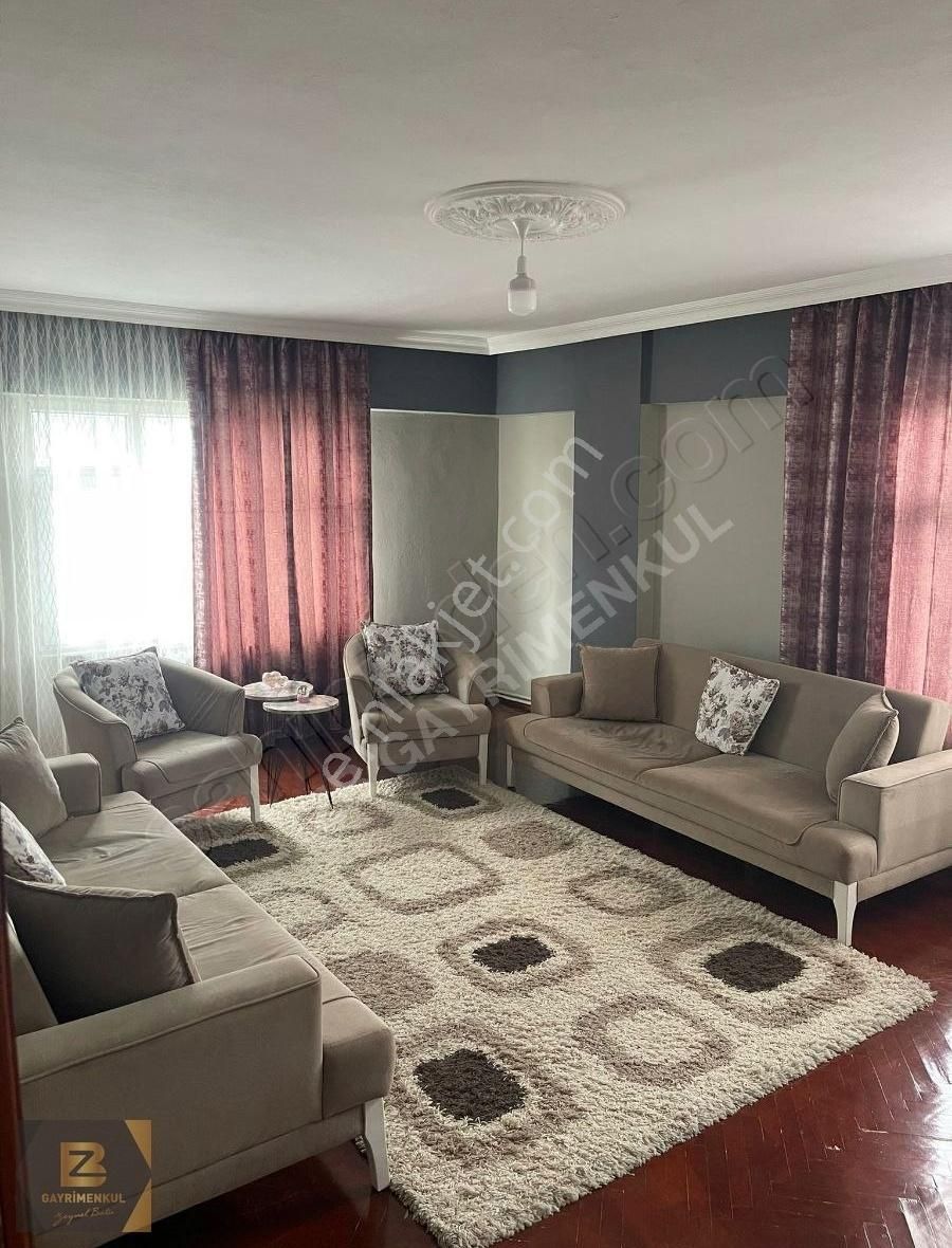 Serdivan İstiklal Kiralık Daire Zb Gayrimenkul Yatırım Danışmanlığından