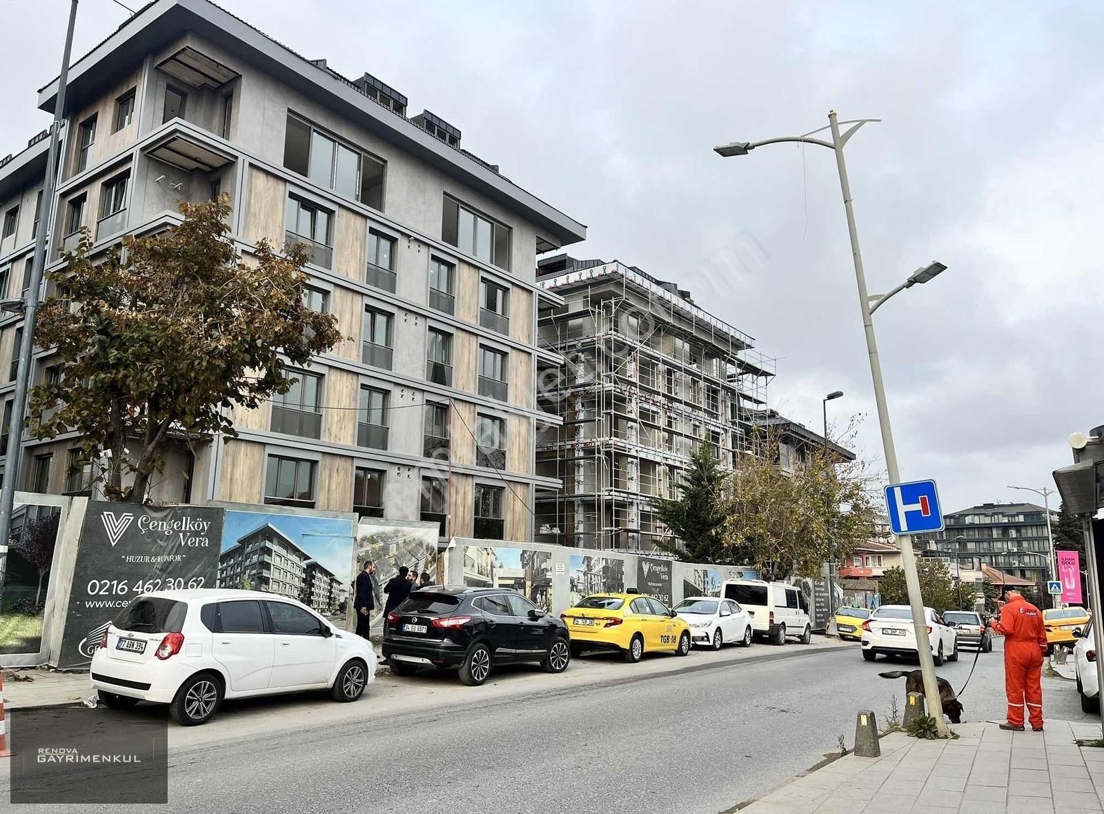 Üsküdar Çengelköy Satılık Daire Çengelköy Vera Evlerinde Cadde Üzeri Projede Satılık 2+1 Daire