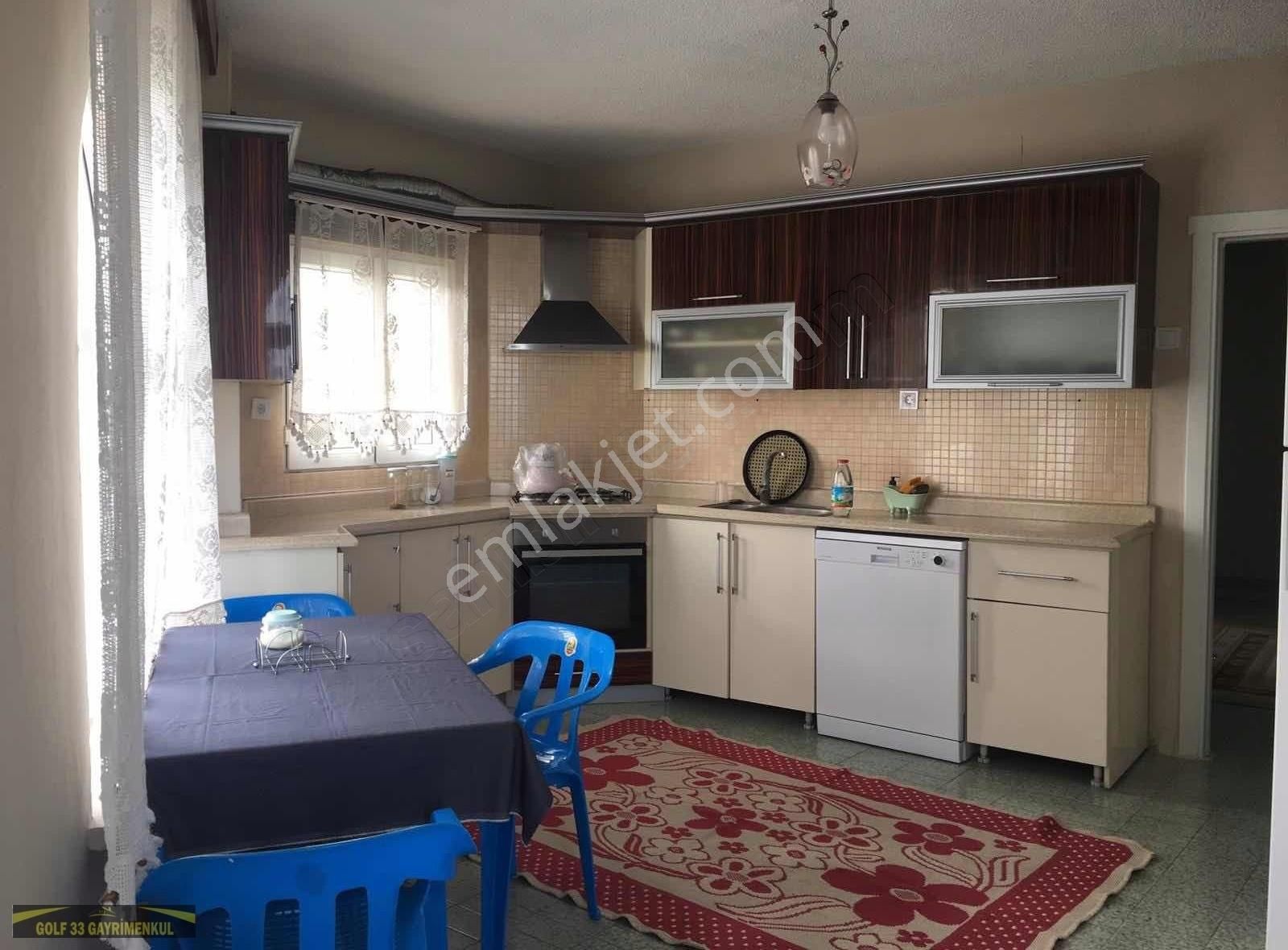 Mezitli Deniz Kiralık Daire Tecede Denize Sıfır Eşyalı 3+1