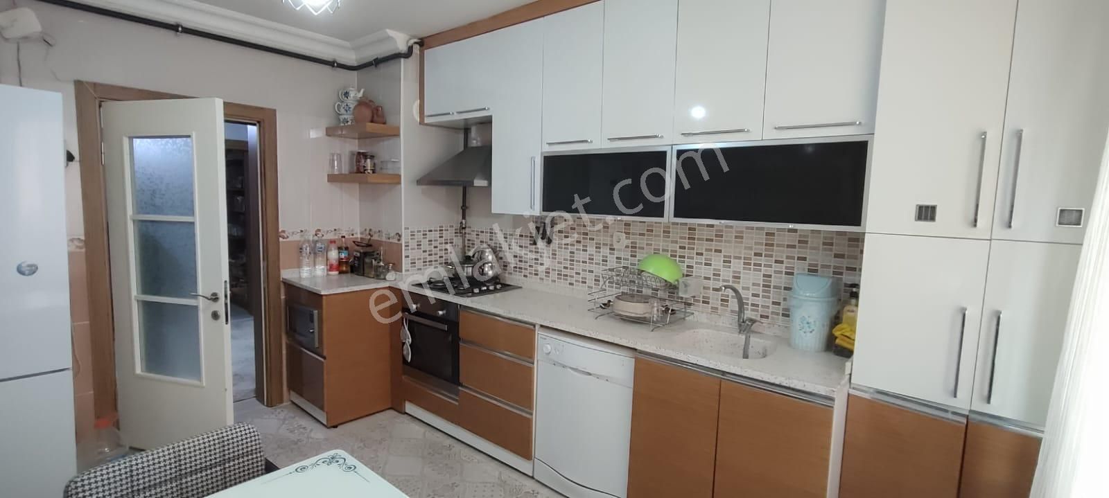 Afyon Tezcan Emlaktan Fatih Mahallesinde 4+1 Daire - Görsel 12