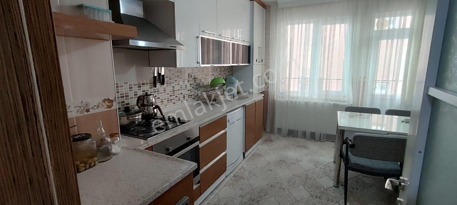 Afyon Tezcan Emlaktan Fatih Mahallesinde 4+1 Daire - Görsel 11