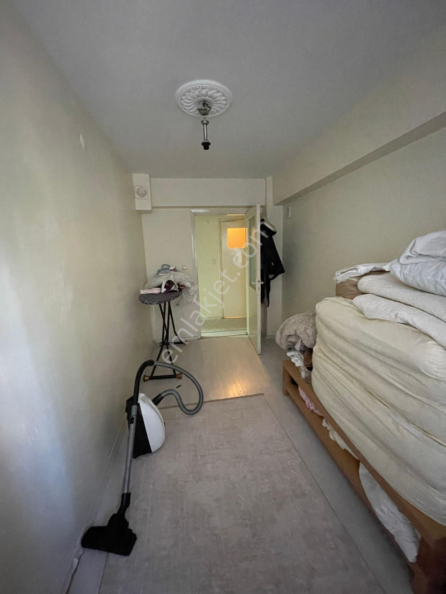 Karşıyaka Dedebaşı Mahallesinde Fırsat Satılık Daire (3+1) - Görsel 27