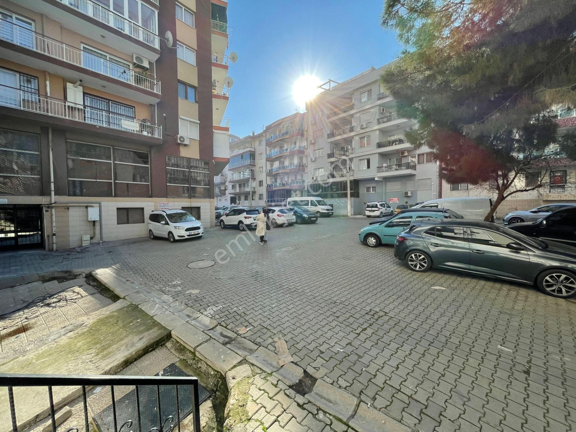 Karşıyaka Dedebaşı Mahallesinde Fırsat Satılık Daire (3+1) - Görsel 6