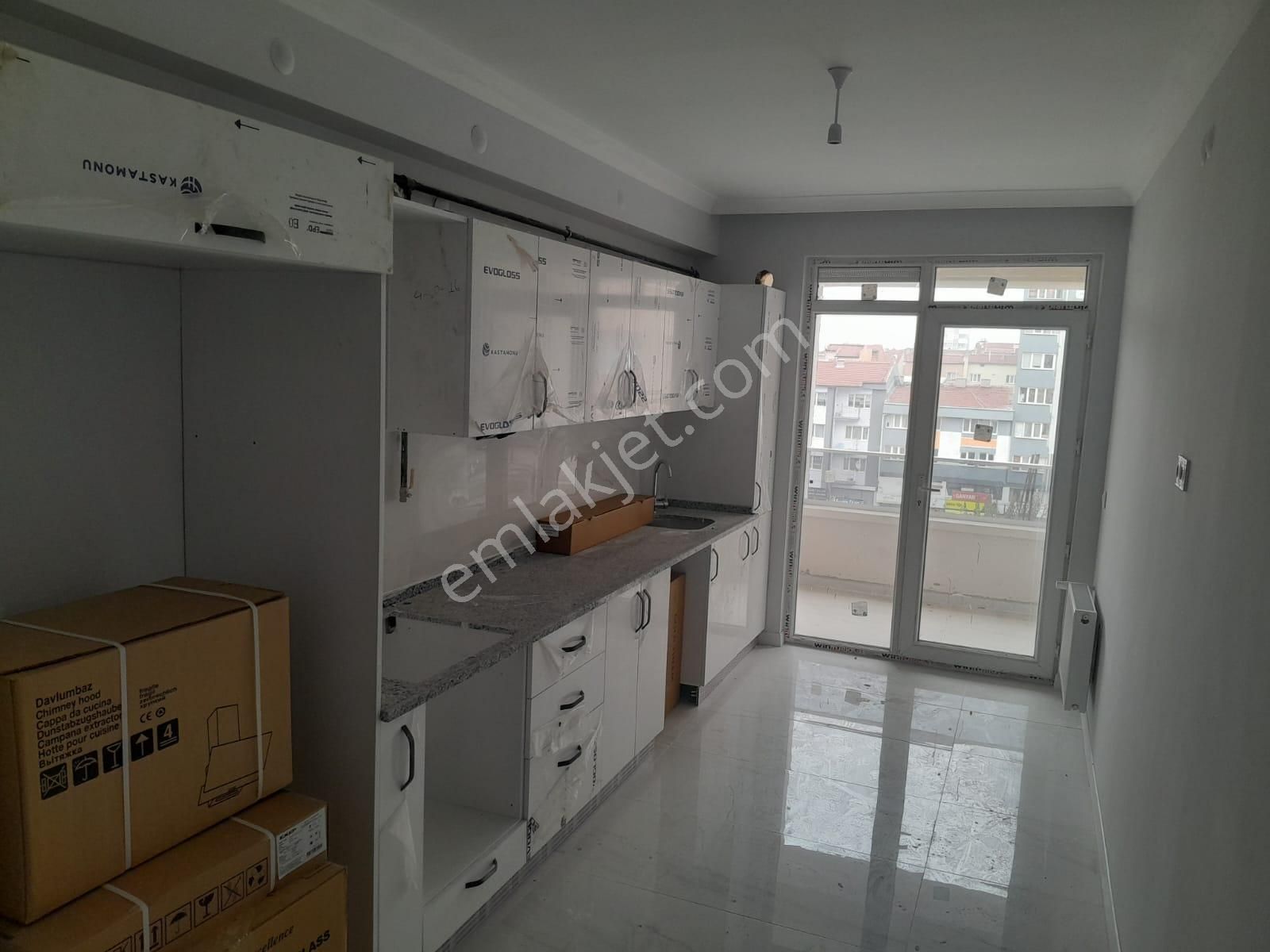 Odunpazarı Kurtuluş Kiralık Daire Boyut Global'den Kurtuluş Mh.ara Kat Sıfır 3+1 Daire