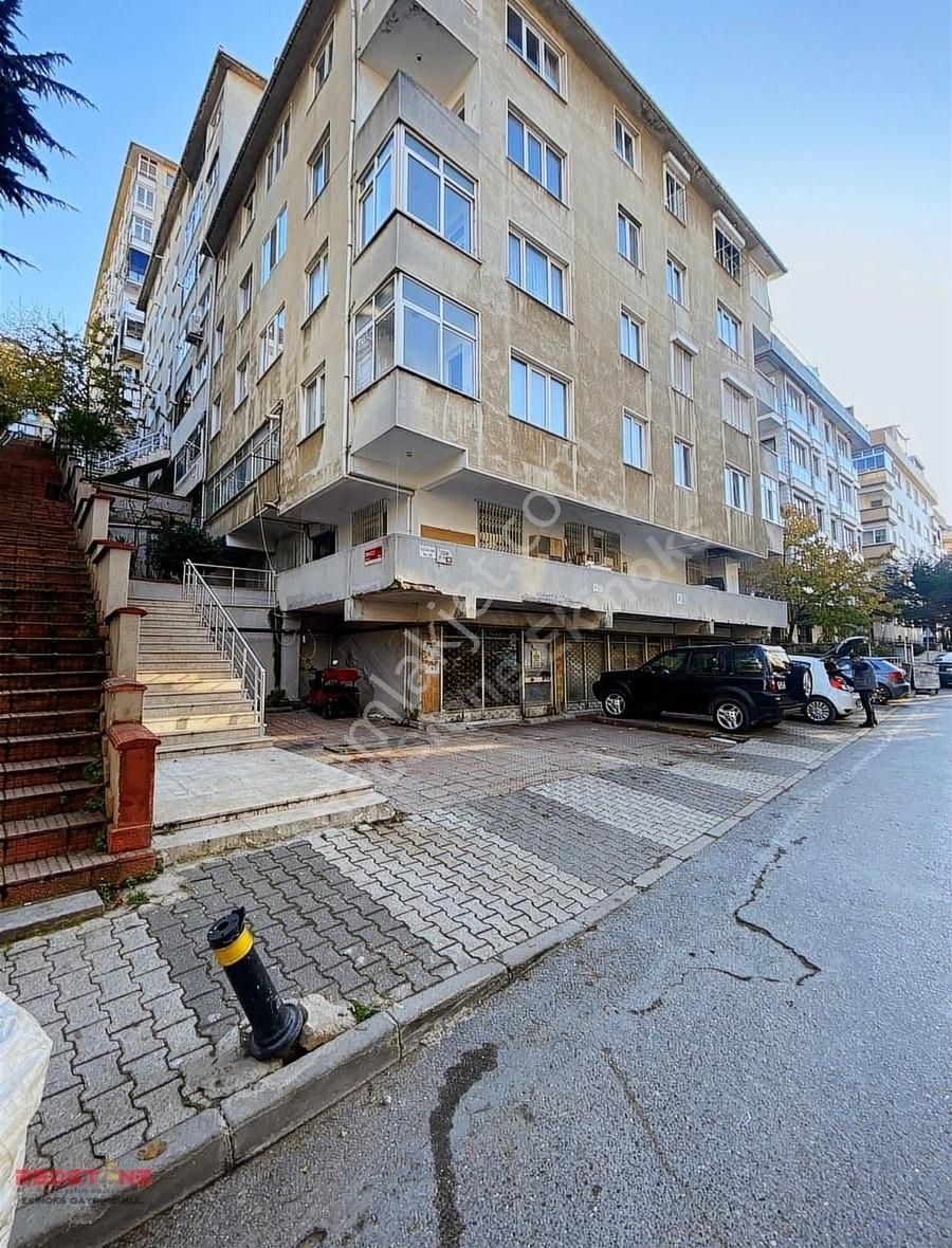 Maltepe Altıntepe Satılık Dükkan & Mağaza Redstone'den Değirmenyolu Cad. 80m2 Satılık Dükkan - Depo