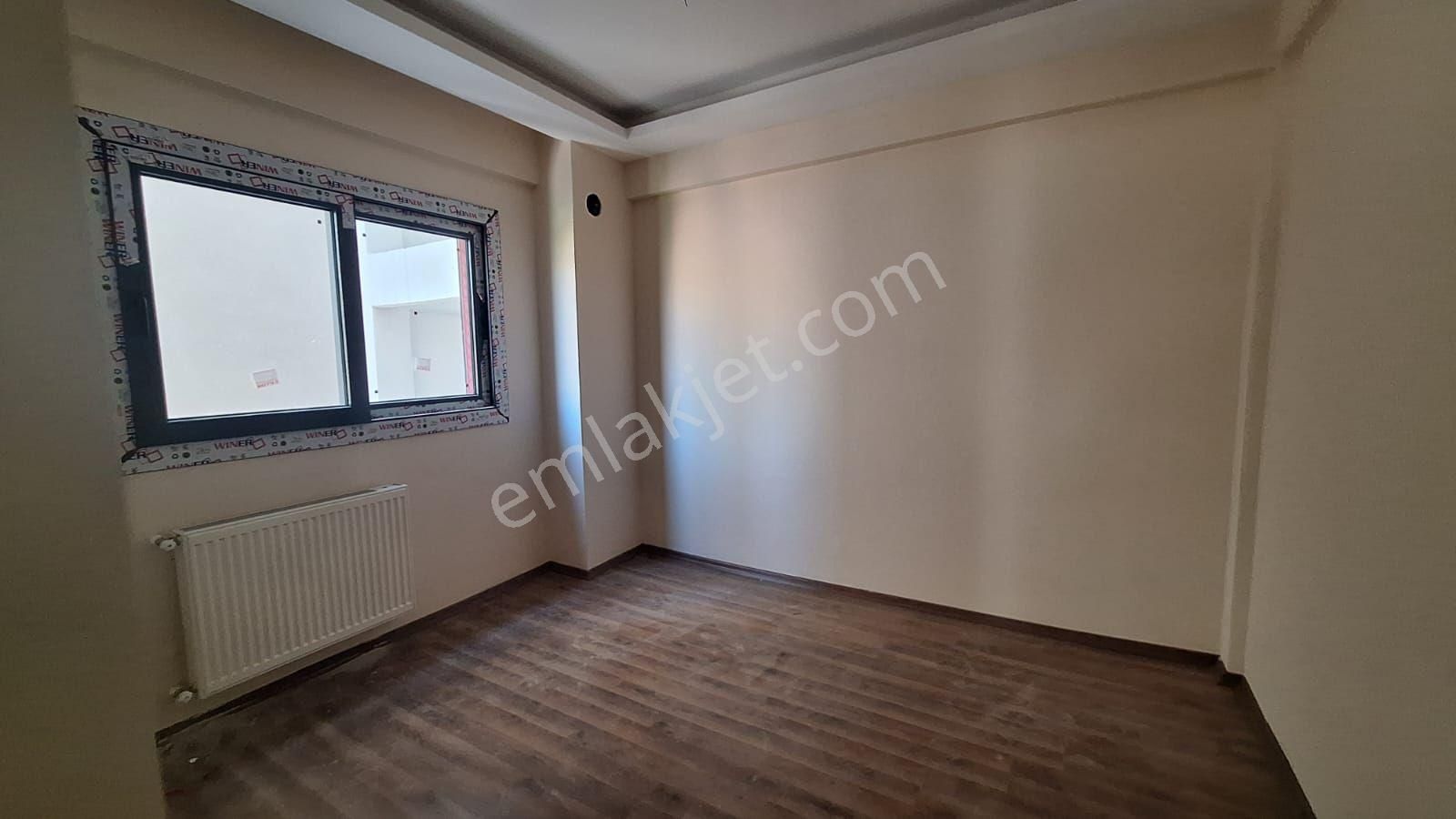 Buca Hürriyet Mahallesinde Kiralık 2+1 Arakat Asansörlü Açık Mutfak Doğalgazlı Daire - Görsel 9