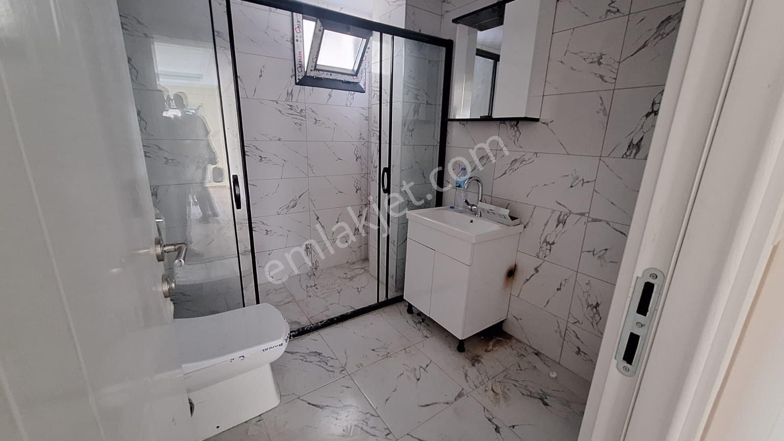 Buca Hürriyet Mahallesinde Kiralık 2+1 Arakat Asansörlü Açık Mutfak Doğalgazlı Daire - Görsel 13