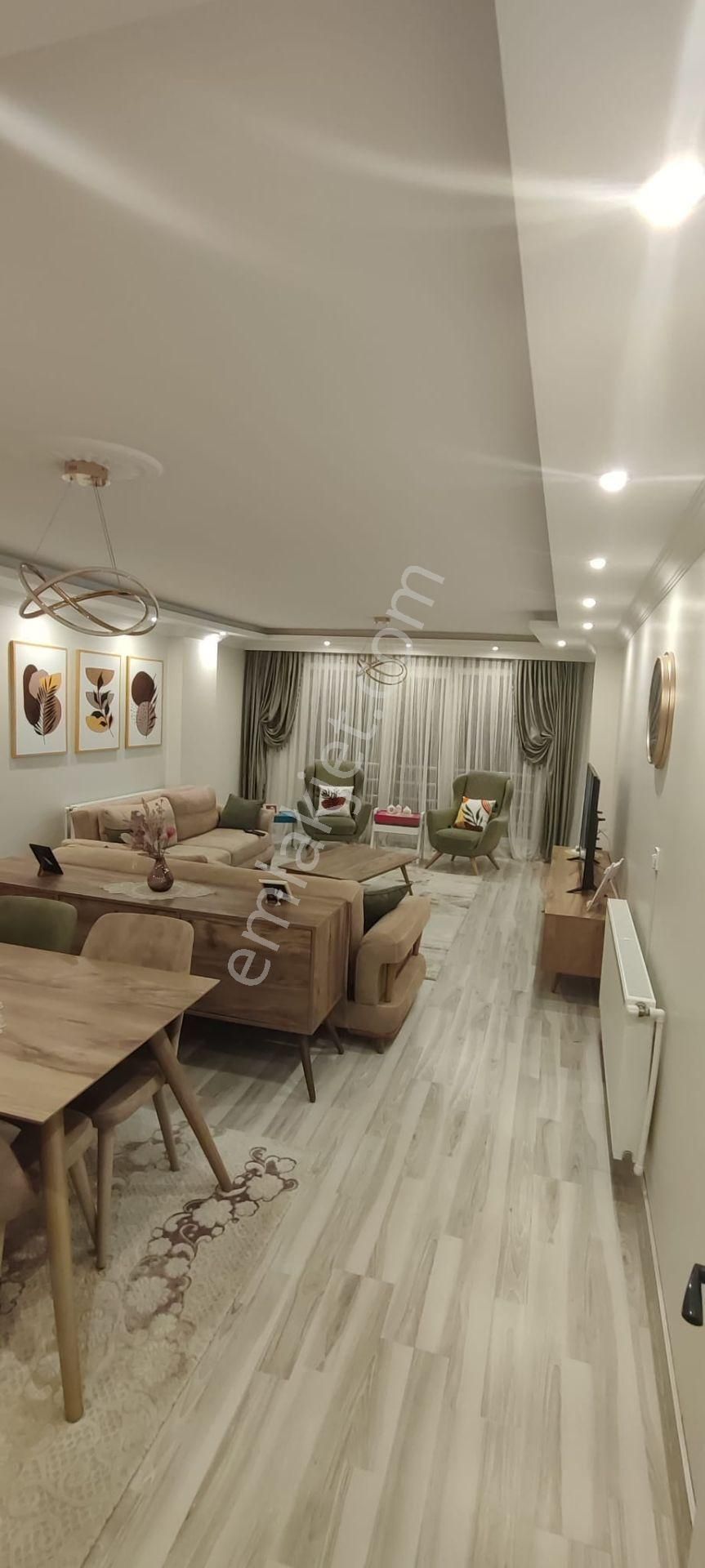 Turgutlu Ergenekon Satılık Daire Manisa/ Turgutlu Nurcan Ergenekon Mah Satılık Daire 160 M² 3+1 Doğalgazlı,asansörlü