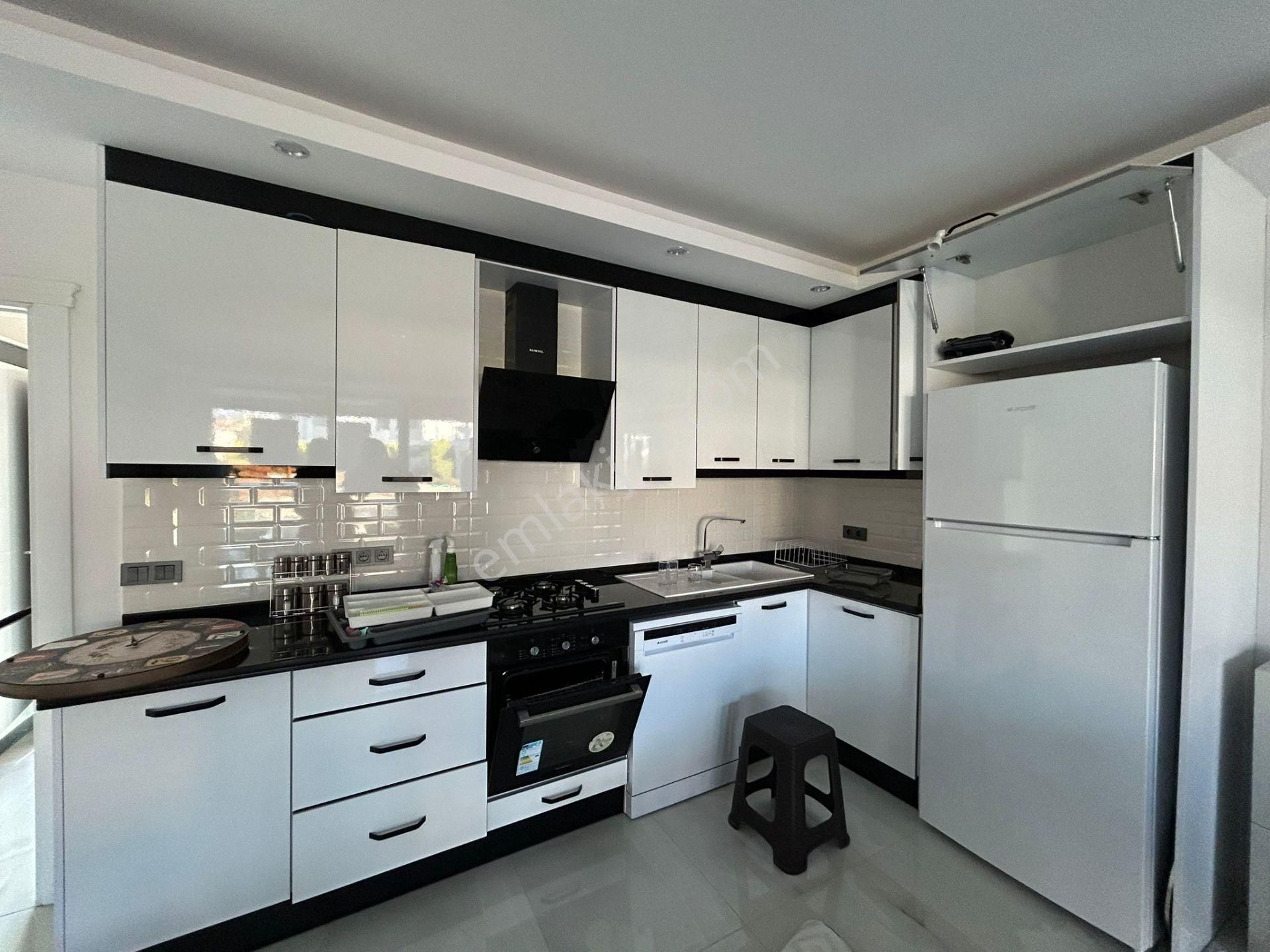 Dalaman'da Havuzlu Site İçinde 2+1 Eşyalı İkiz Villa - Görsel 9