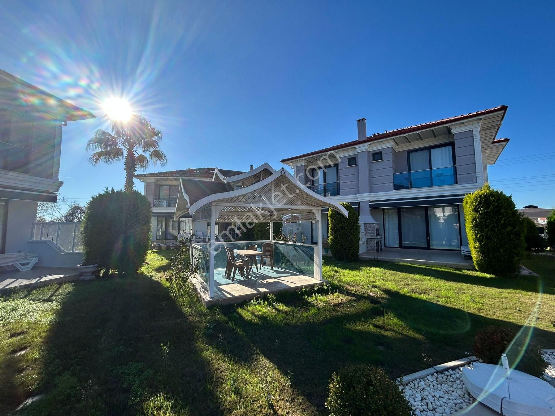 Dalaman'da Havuzlu Site İçinde 2+1 Eşyalı İkiz Villa - Görsel 5