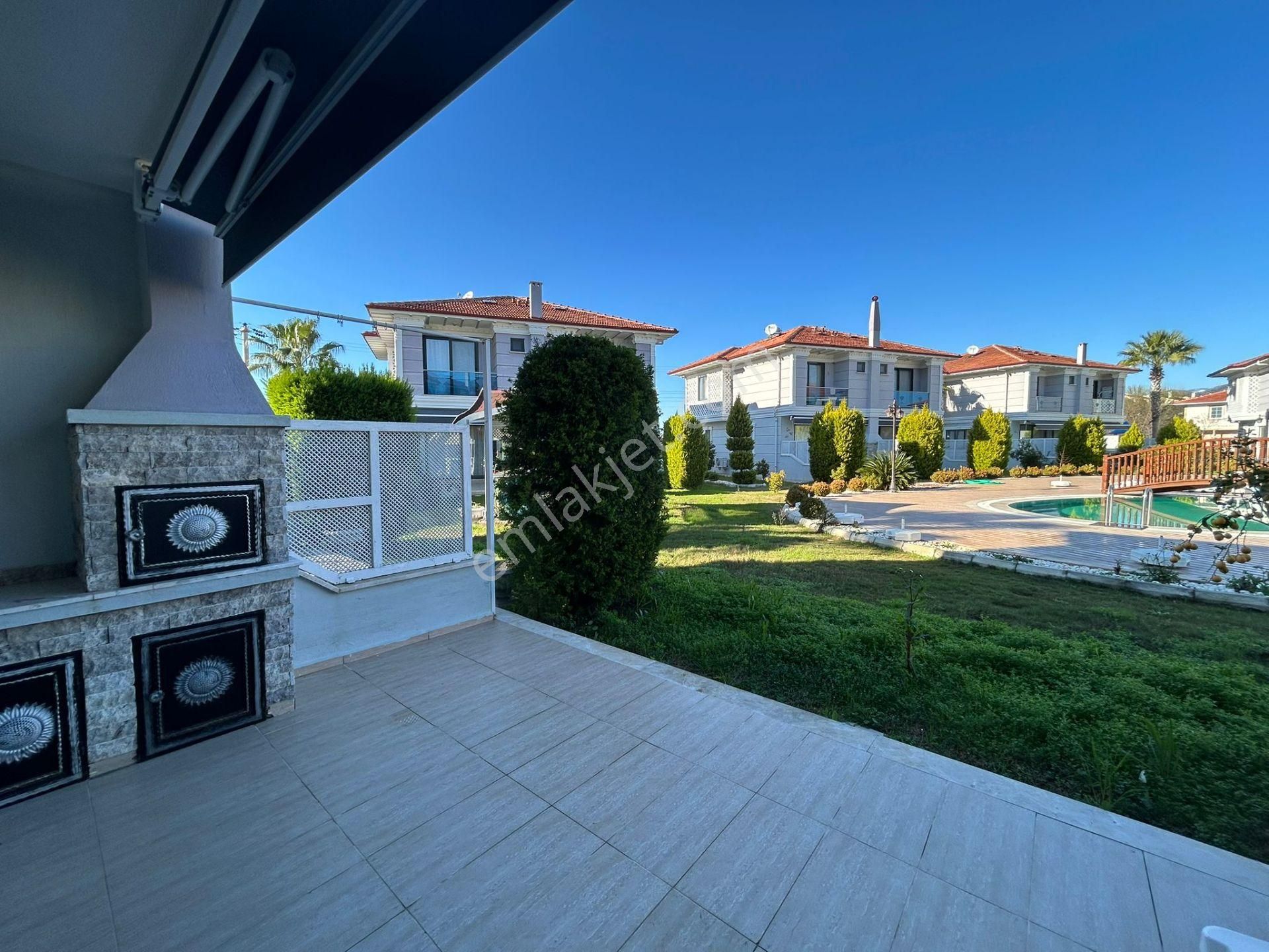 Dalaman'da Havuzlu Site İçinde 2+1 Eşyalı İkiz Villa - Görsel 15