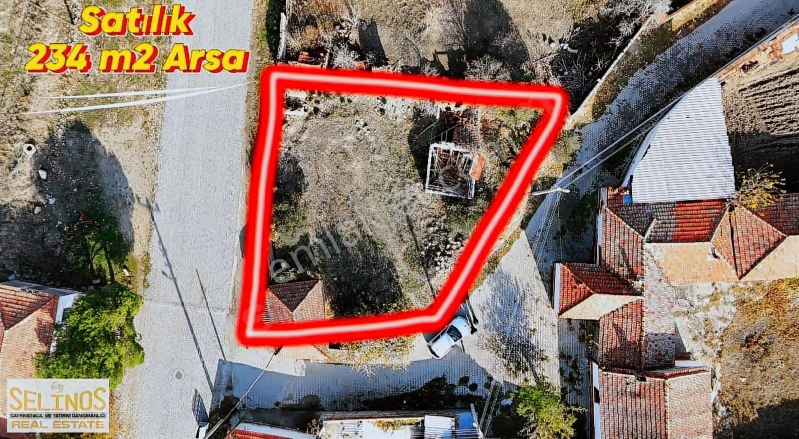 Bergama Ahmetbeyler Satılık Konut İmarlı Selinos'dan Ahmetbeyler Köyünün Merkezinde İmarlı Arsa