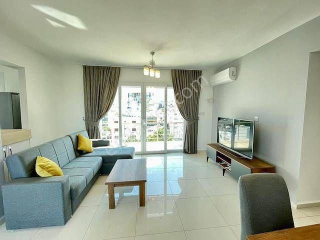 Girne Aşağı Girne Satılık Daire Girne Merkezde Satılık 3+1 Full Eşyalı Penthouse