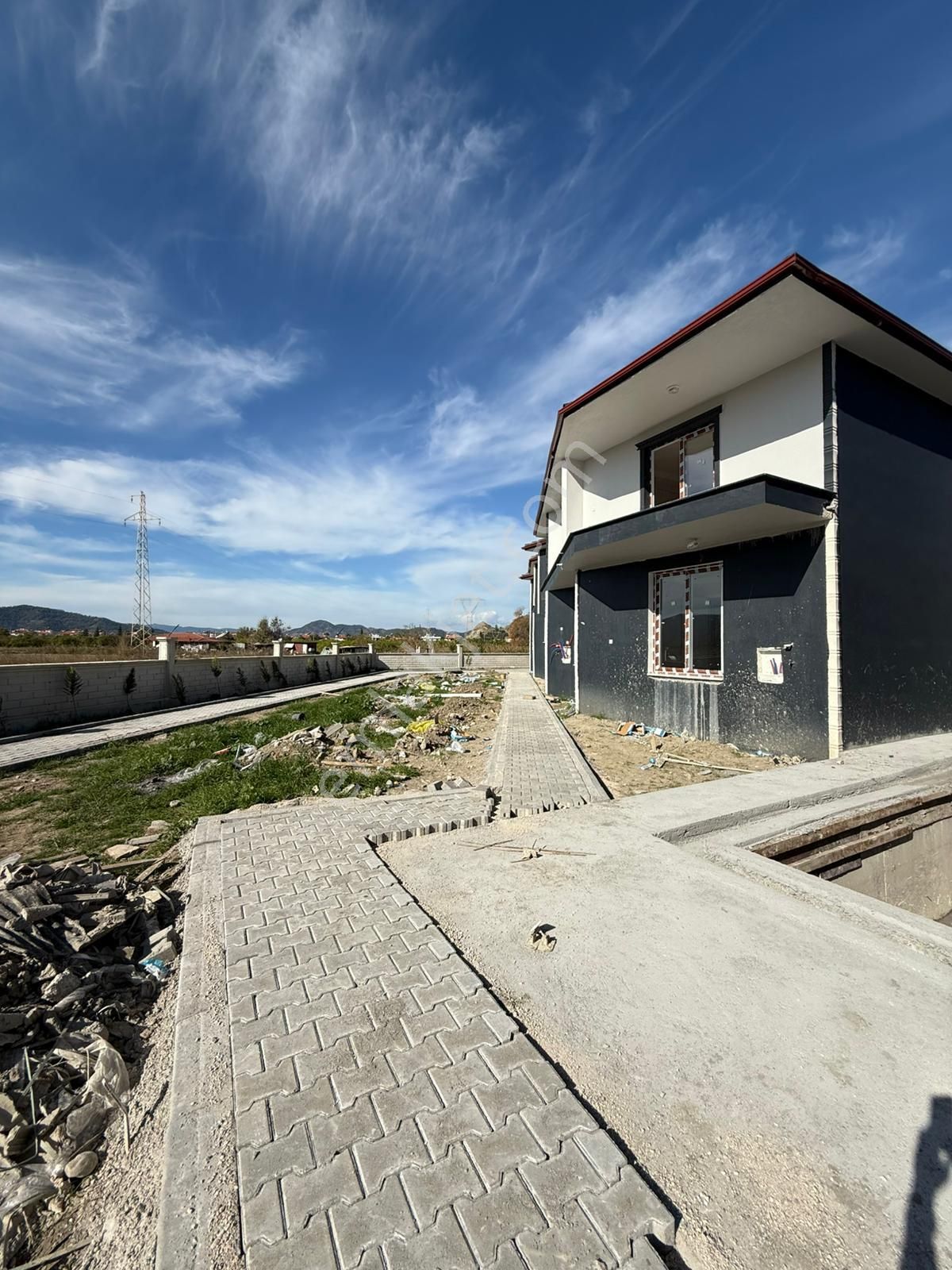 Stop’tan Ortaca Yerbelen’de * Havuzlu* 1+1 Satılık - Görsel 6