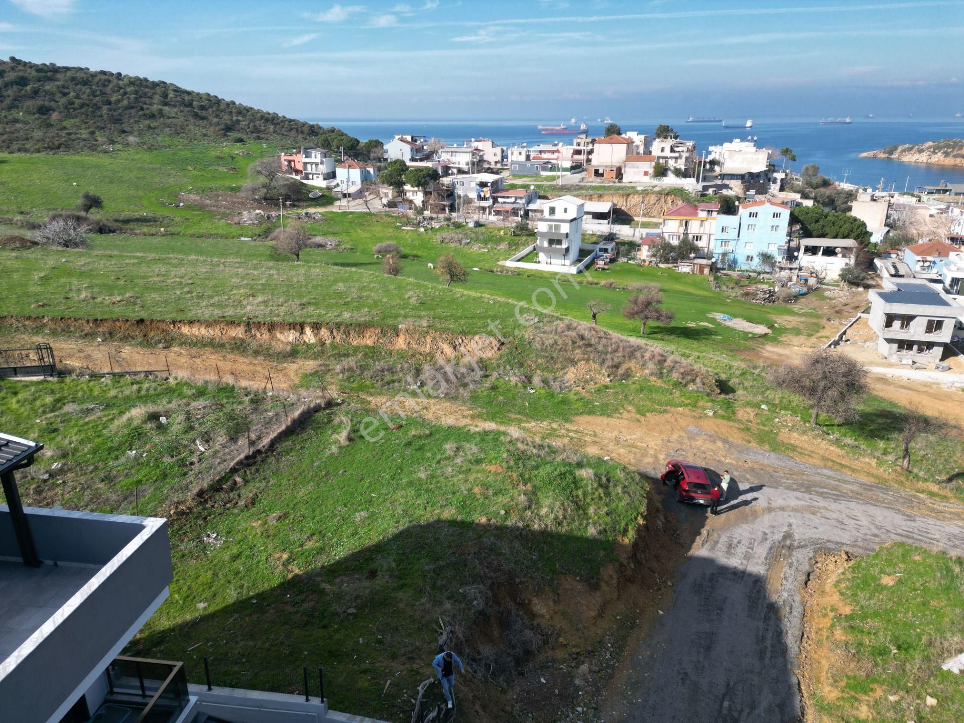 Aliağa Çakmaklı Satılık Konut İmarlı Çakmaklı 'da Deniz Ve Gün Batımı Manzaralı Arsa