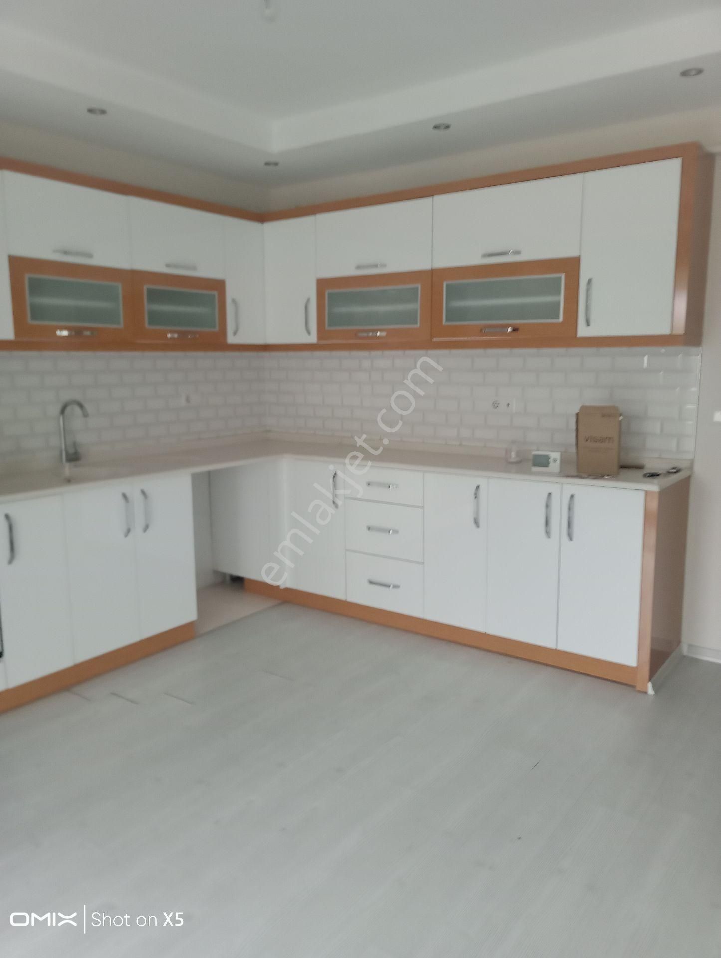 Torbalı Alpkent Satılık Daire İzmir Torbalı Alpkent Mahallesi'nde Geniş 3+1 Daire Satılık