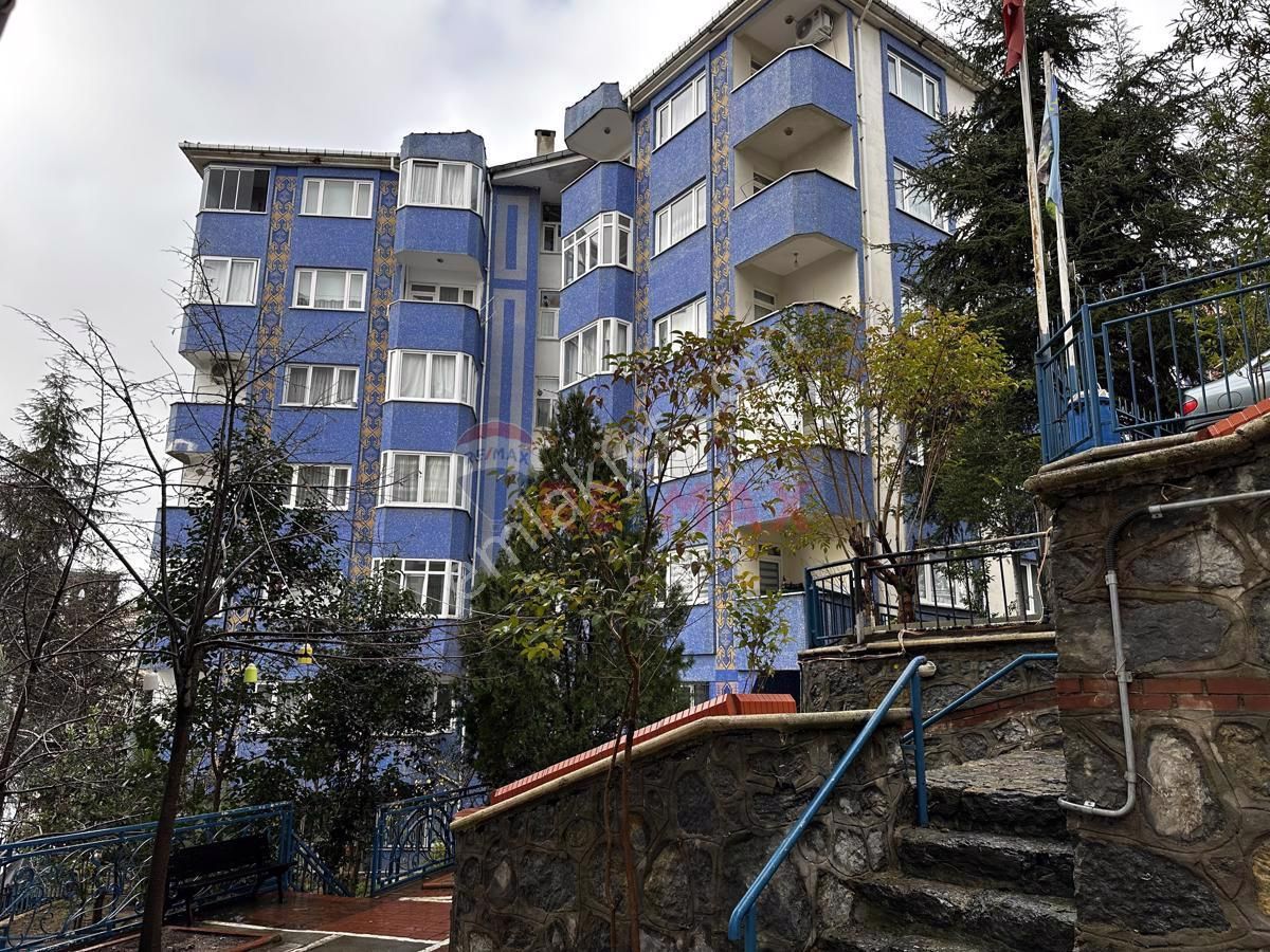 Ümraniye Adem Yavuz Satılık Daire Aşağı Dudulu, Âdem Yavuz Mahallesi Beyhan Sitesi’nde Satılık 2+1 Daire