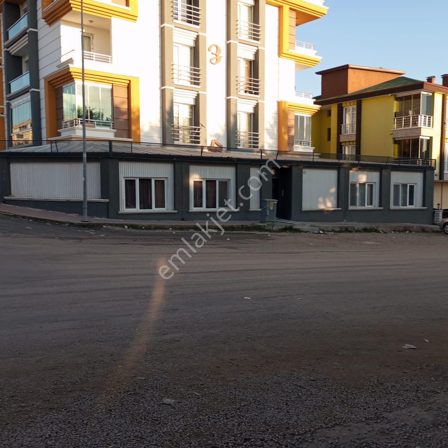 Amasya Merzifon Kiralık Bina Kiralık İşyeri