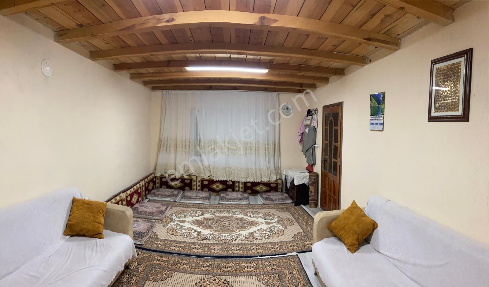 Aydın Sultanhisar Satılık Çiftlik Sultanhisar İlçesi Eskihisar Mah. 4956 M2 Ruhsatlı Evi-damı, Su Ve Elektriği Olan Muhteşem Çiftlik