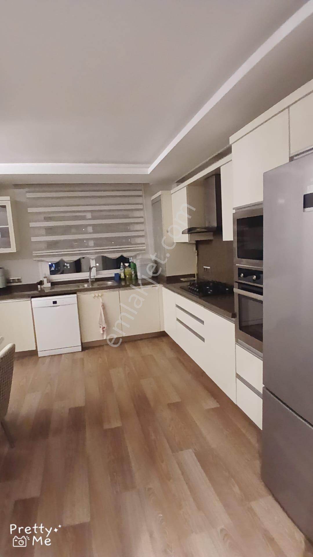 Çukurova Belediye Evleri Satılık Daire Belediye Evleri Mahallesi 220 M2 5+1 Satılık Ultralüks Daire